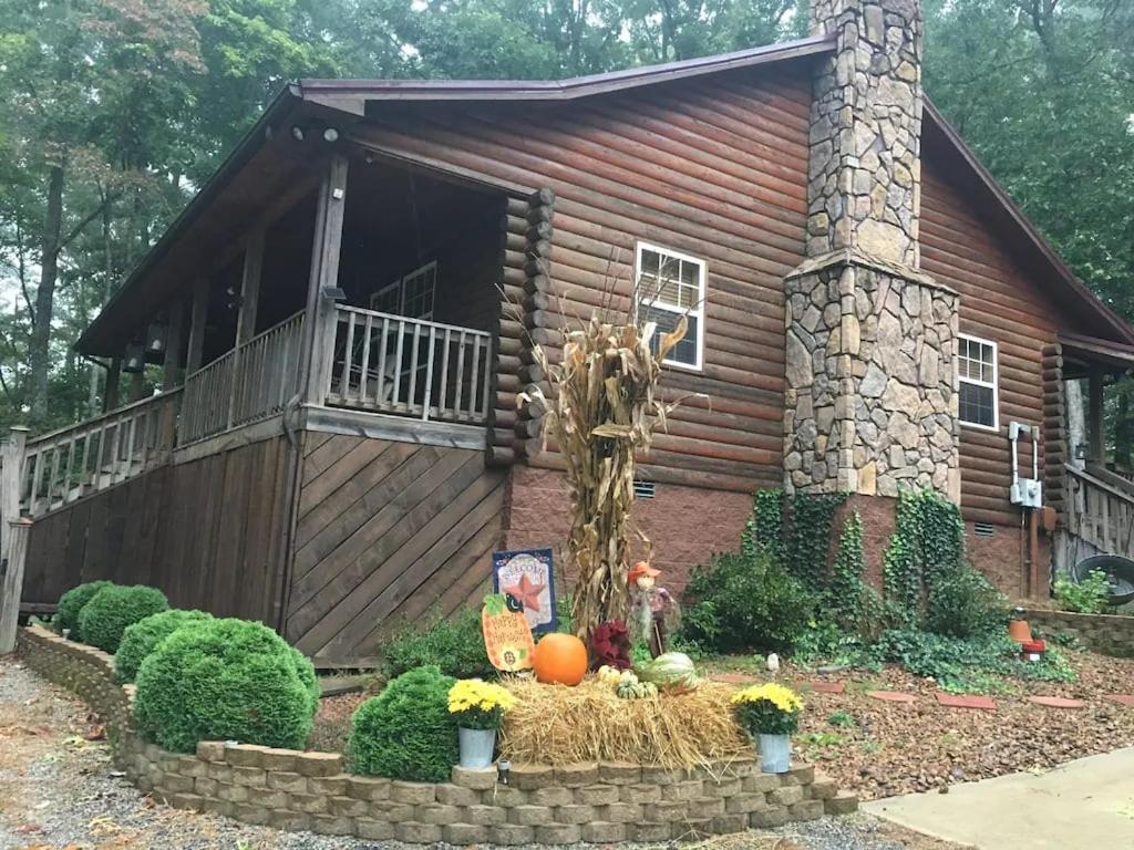 Tn State Parks Open! Hikes, Waterfalls, Firepits! Spencer Kültér fotó