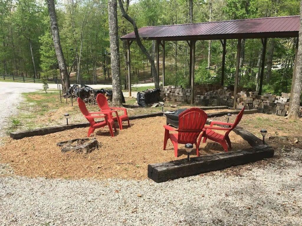 Tn State Parks Open! Hikes, Waterfalls, Firepits! Spencer Kültér fotó