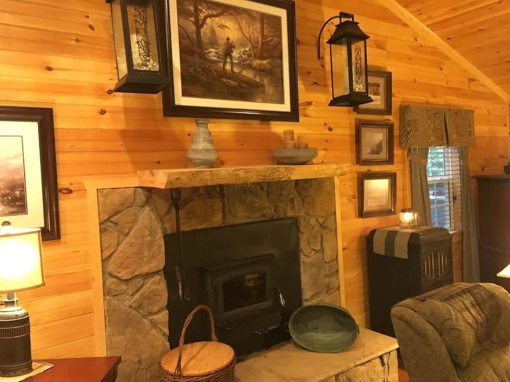 Tn State Parks Open! Hikes, Waterfalls, Firepits! Spencer Kültér fotó